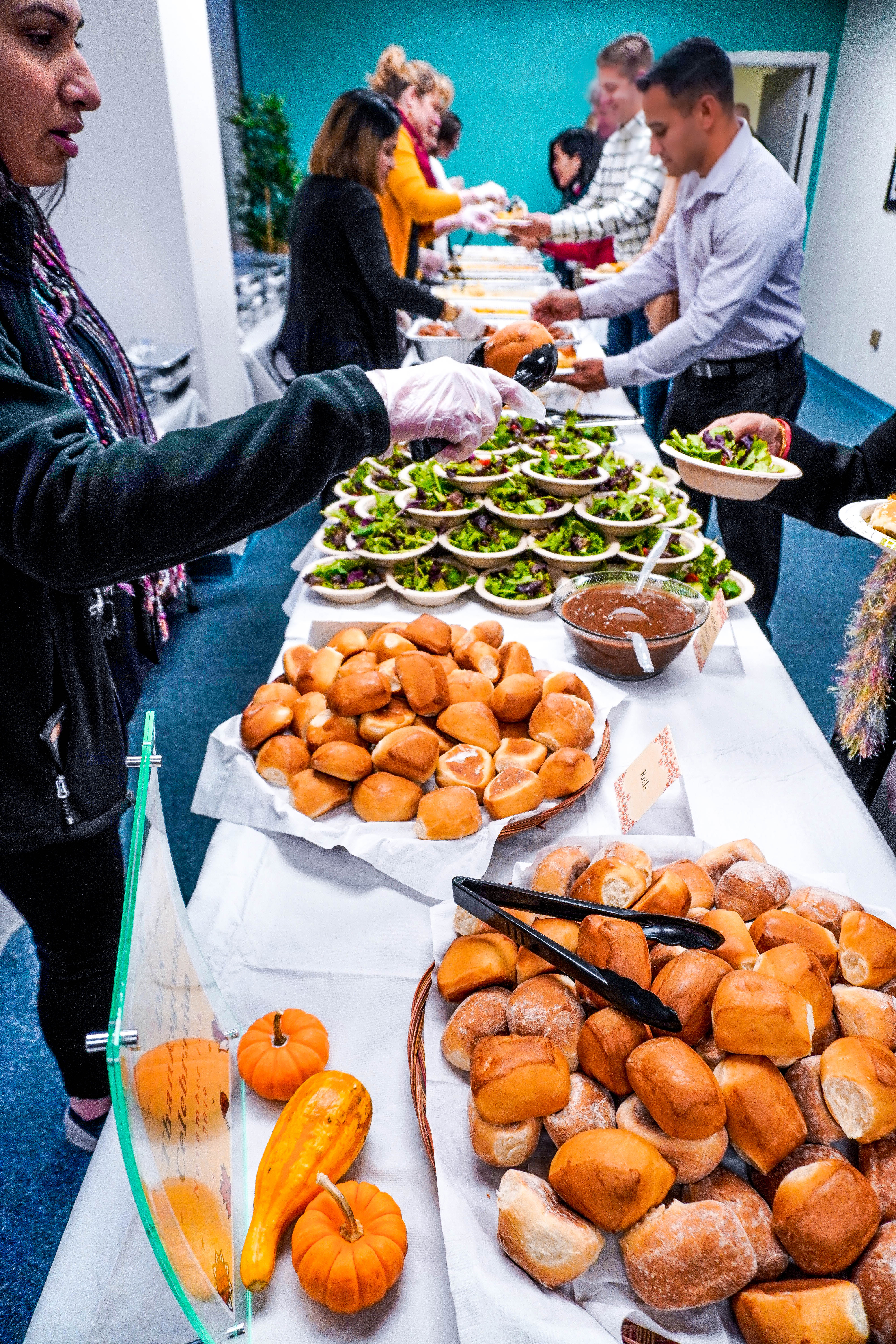 Diplomatic Language Services serves traditional American Thanksgiving food