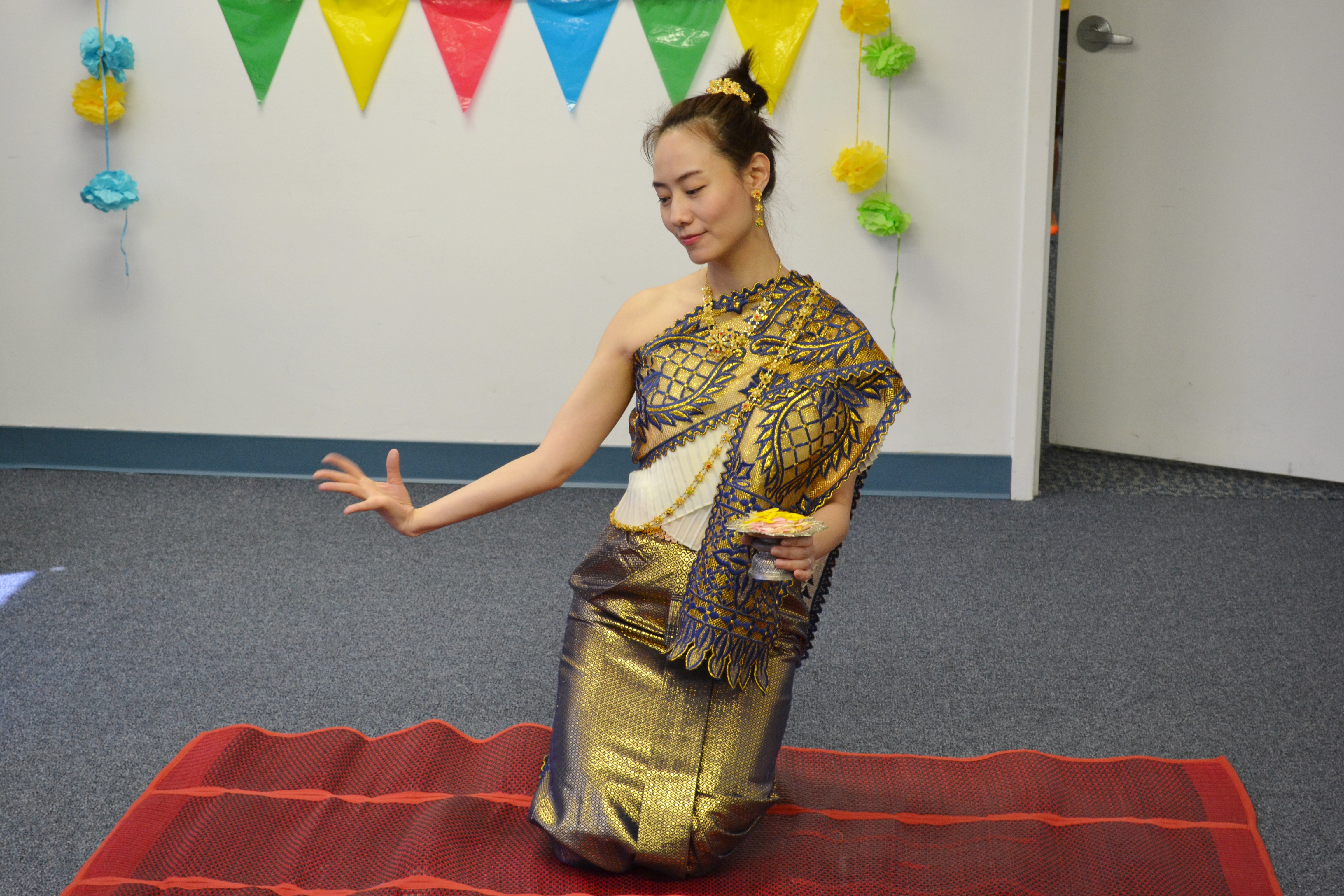 Thai New Year Cultural Event 2016 - Diplomatic Language Services